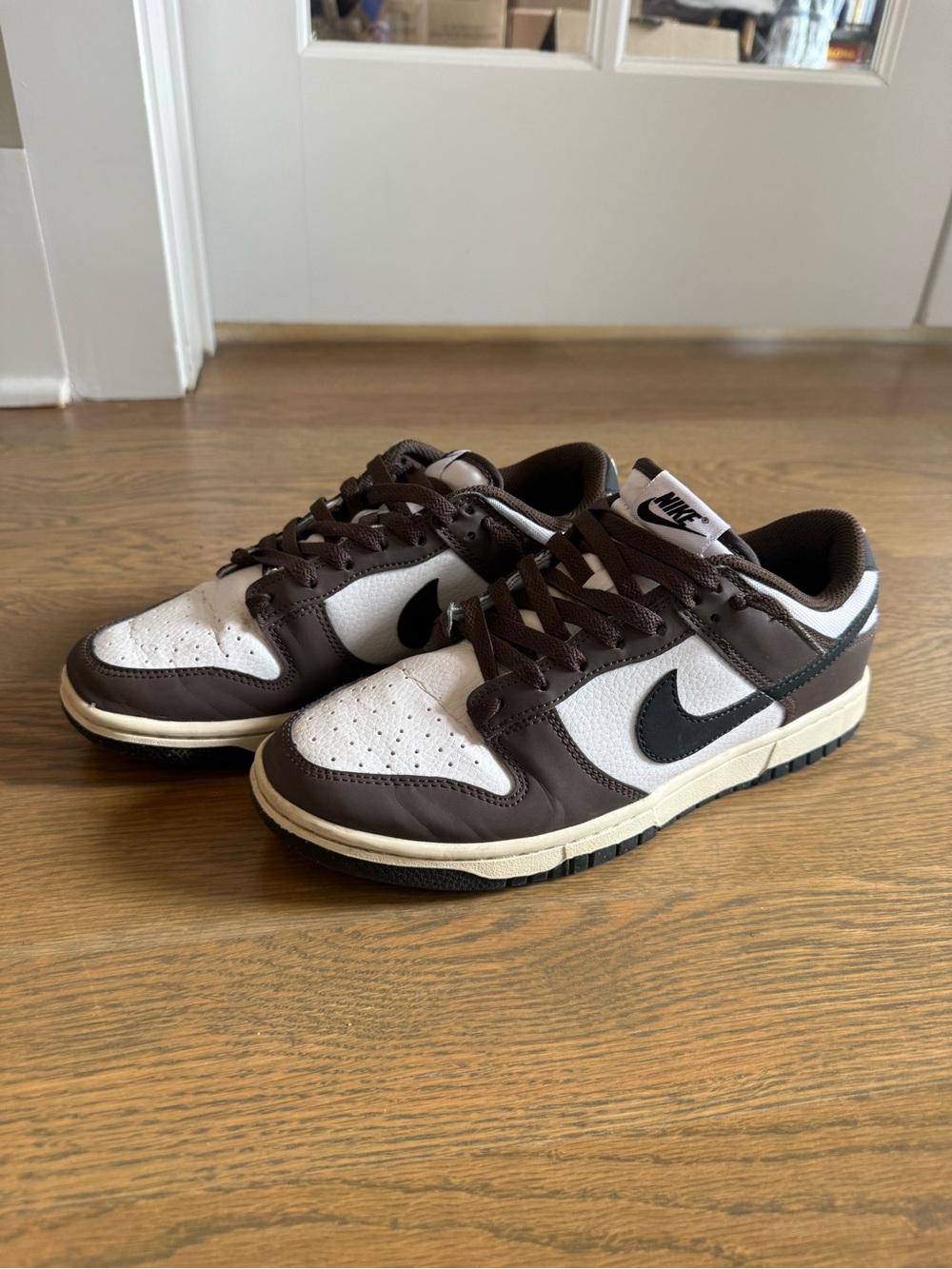 Nike Kids Brown, White & Black Low-Top Sneakers